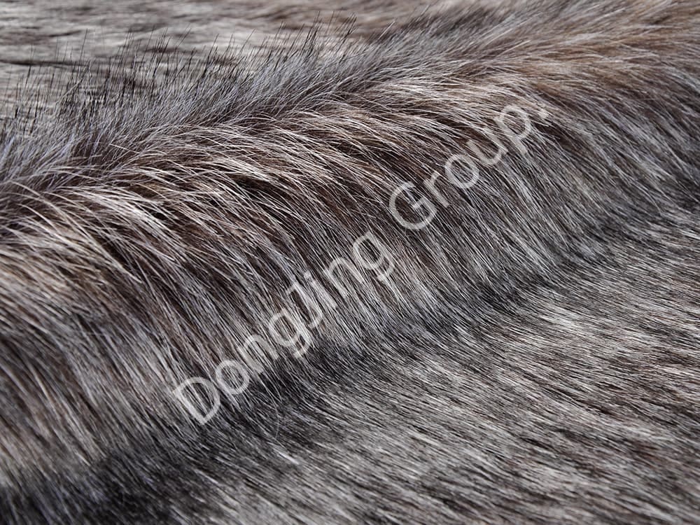 DP0801-Agraf de cafea Vârf vopsit în alb faux fur fabric