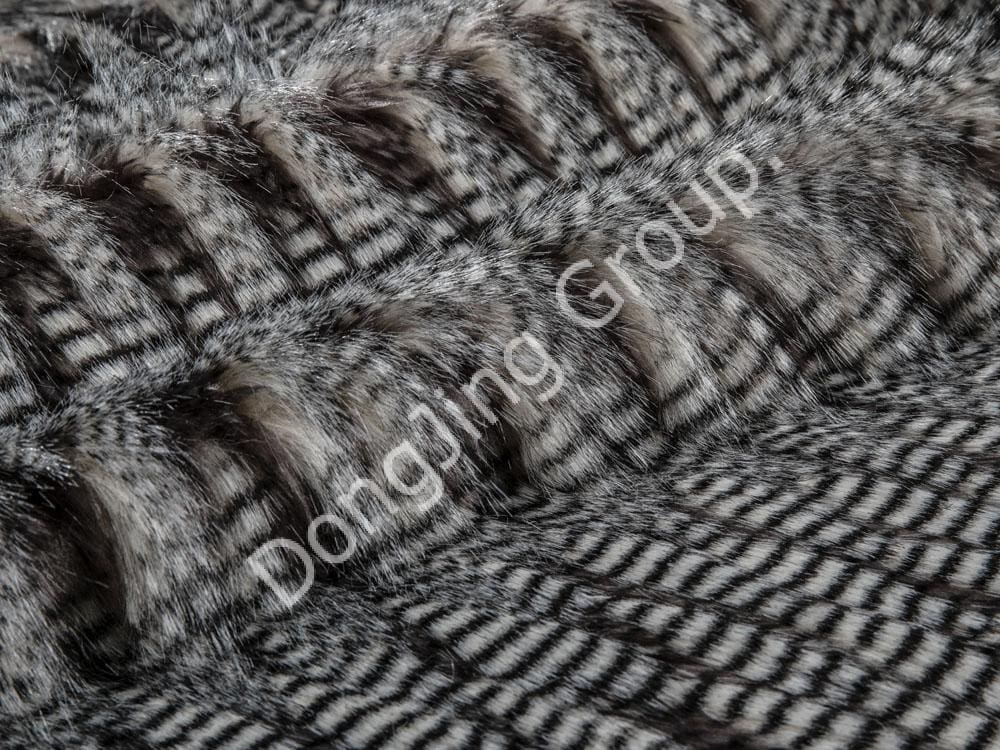 8W1868-Feasant Feather Brown Timmy Seal Fazan Feather faux fur fabric