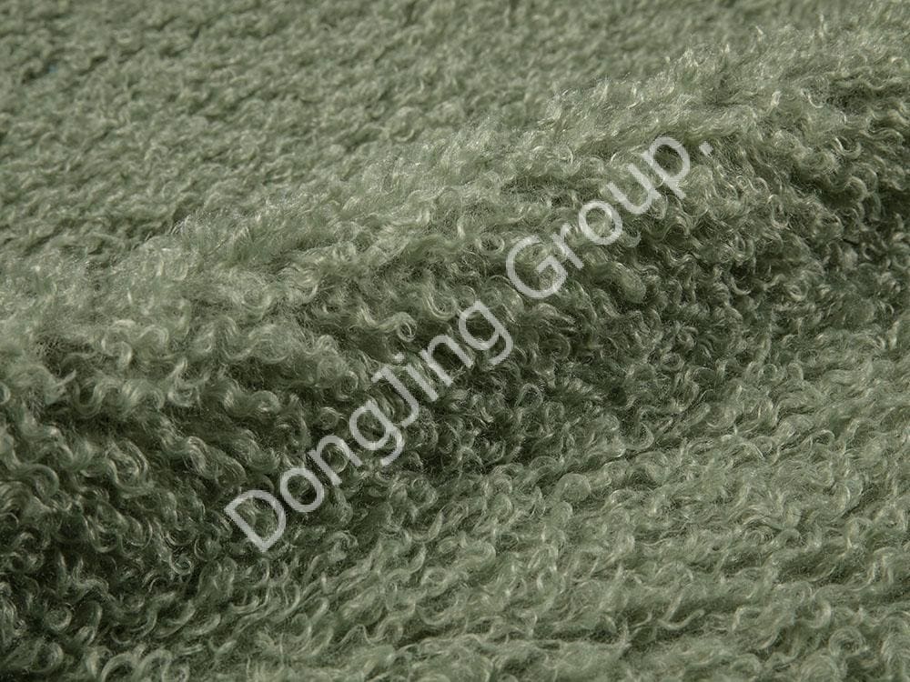 9Q0404-Păr de miel cașmir verde tibetan faux fur fabric