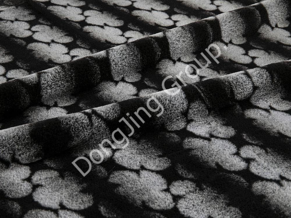 9T2335-Sigiliu de floare desenat negru faux fur fabric